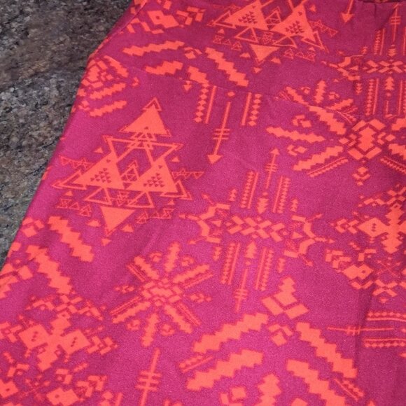 Tc NWOT LuLaRoe Leggings D04 1547 - Picture 2 of 3
